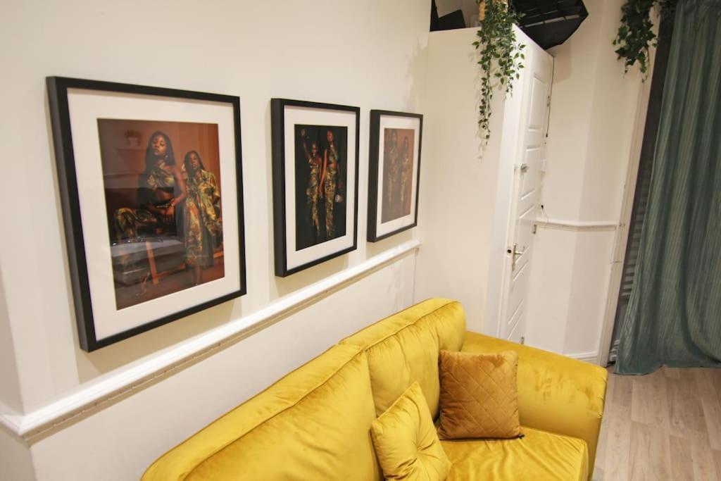 Spacious Multi-room Apartament *